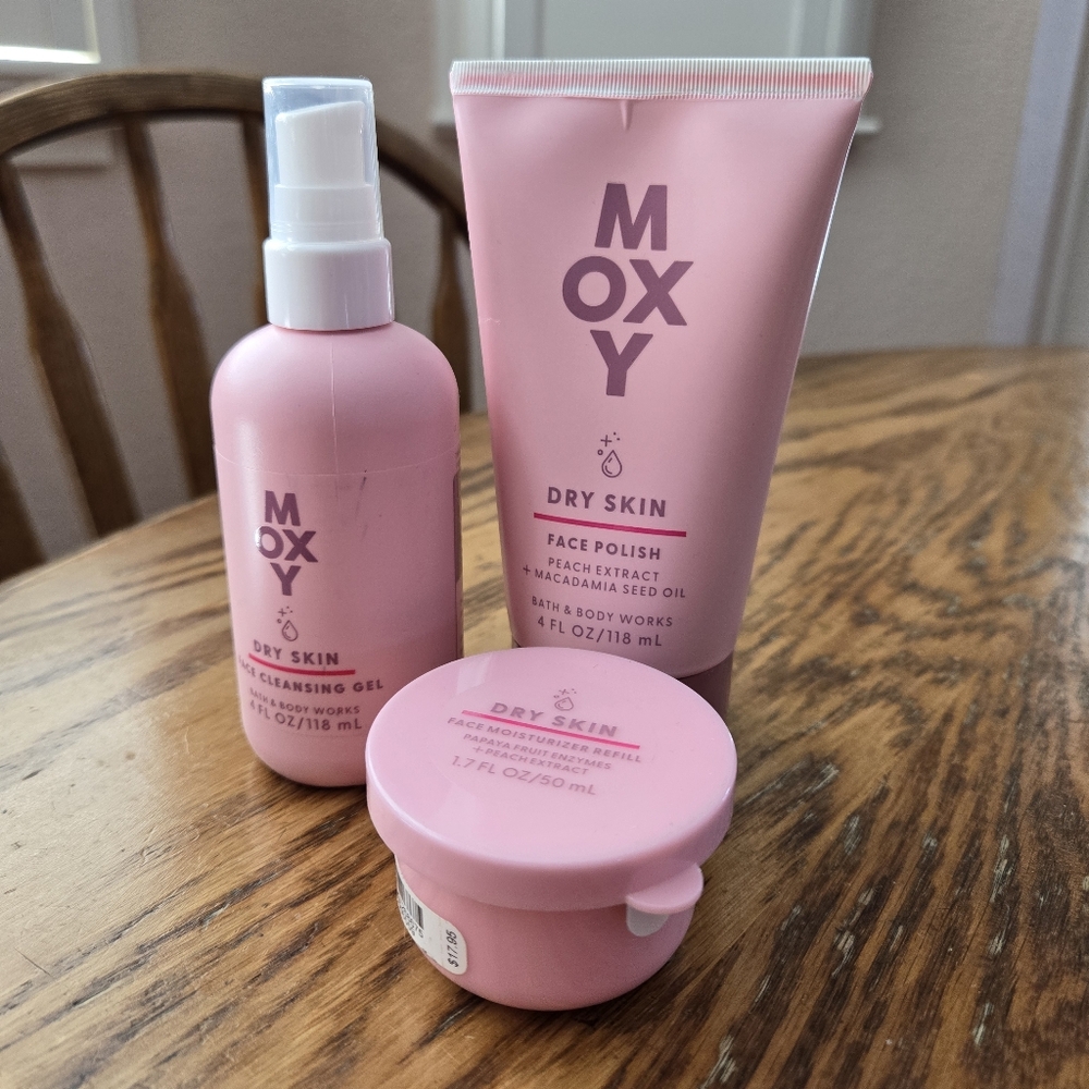 🩷🛁🧴NWT‼️ Bath & Body Works MOXY Dry Skin Face 3-piece Collection - Picture 1 of 11